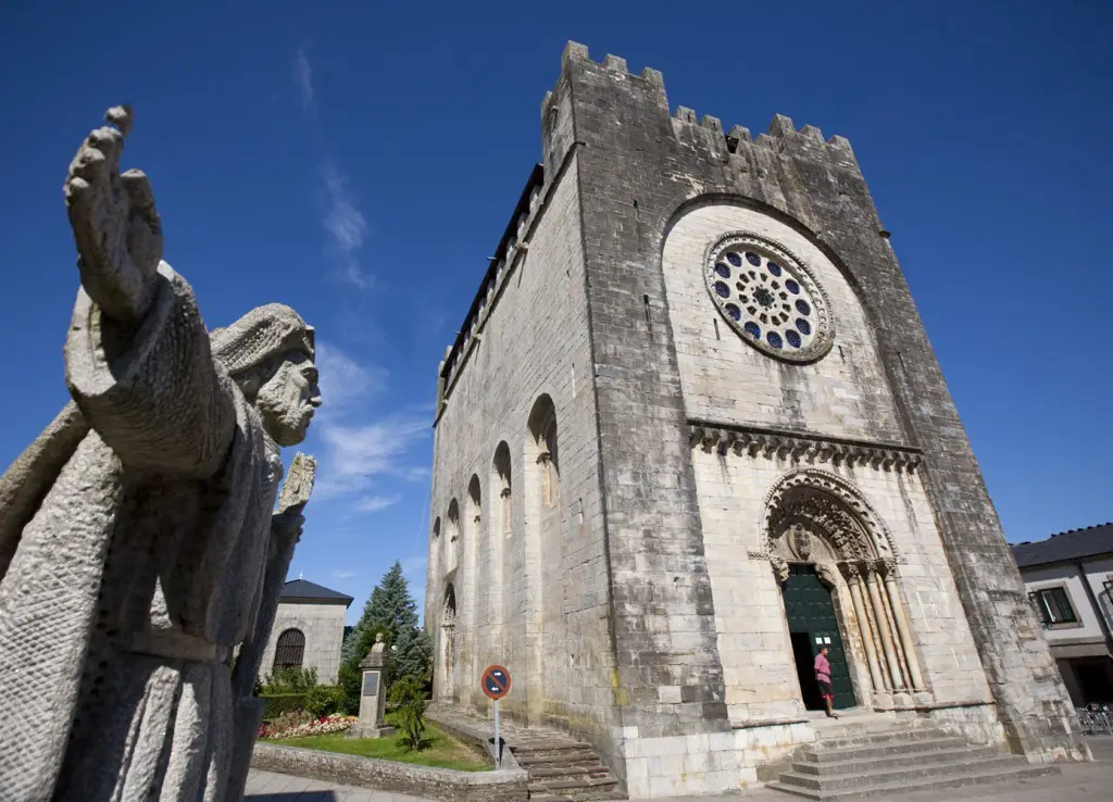 Iglesia de Portomarín